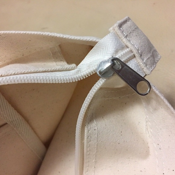 MOLLY & DANIEL FRENCH BULLDOG Small Tote Beige - Picture 7 of 7